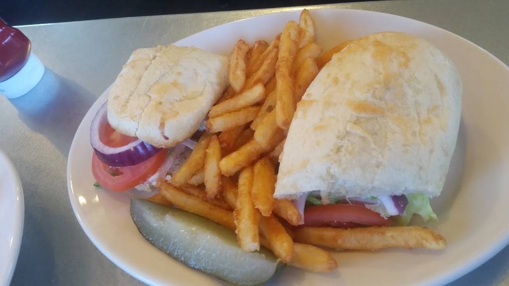 Pizza Hut | meal takeaway | 811 E Colby St, Whitehall, MI 49461, USA | 2318949004 OR +1 231-894-9004