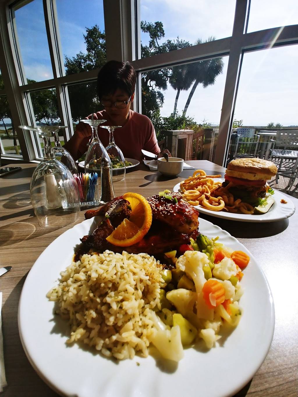 Traditions Restaraunt | restaurant | Beaufort, SC 29902, USA | 8432281566 OR +1 843-228-1566