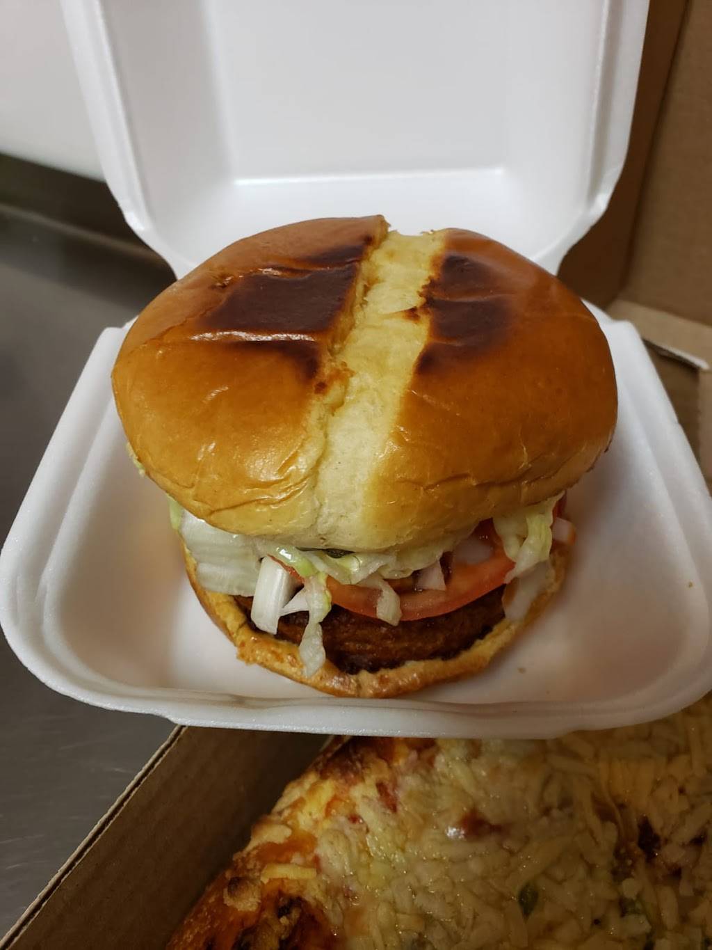 Milano Pizzeria | restaurant | 4188 Spratt Rd, Gloucester, ON K1V 0Z6, Canada | 6138226757 OR +1 613-822-6757