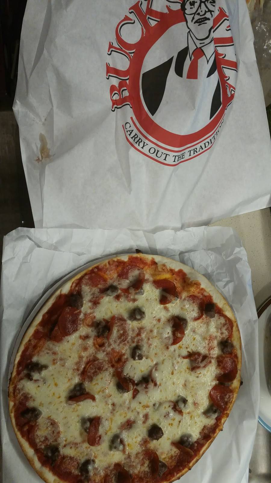 Bucks Pizza | restaurant | 219 Cottage Grove Rd, Madison, WI 53716, USA | 6082228011 OR +1 608-222-8011