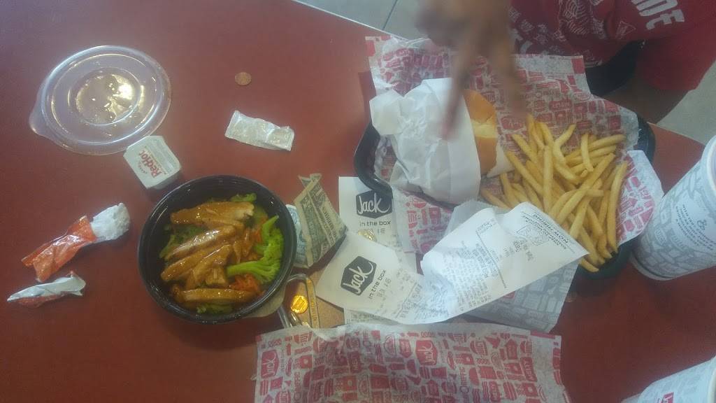 Jack in the Box | restaurant | 23577 Sunnymead Ranch Pkwy, Moreno Valley, CA 92557, USA | 9512477483 OR +1 951-247-7483
