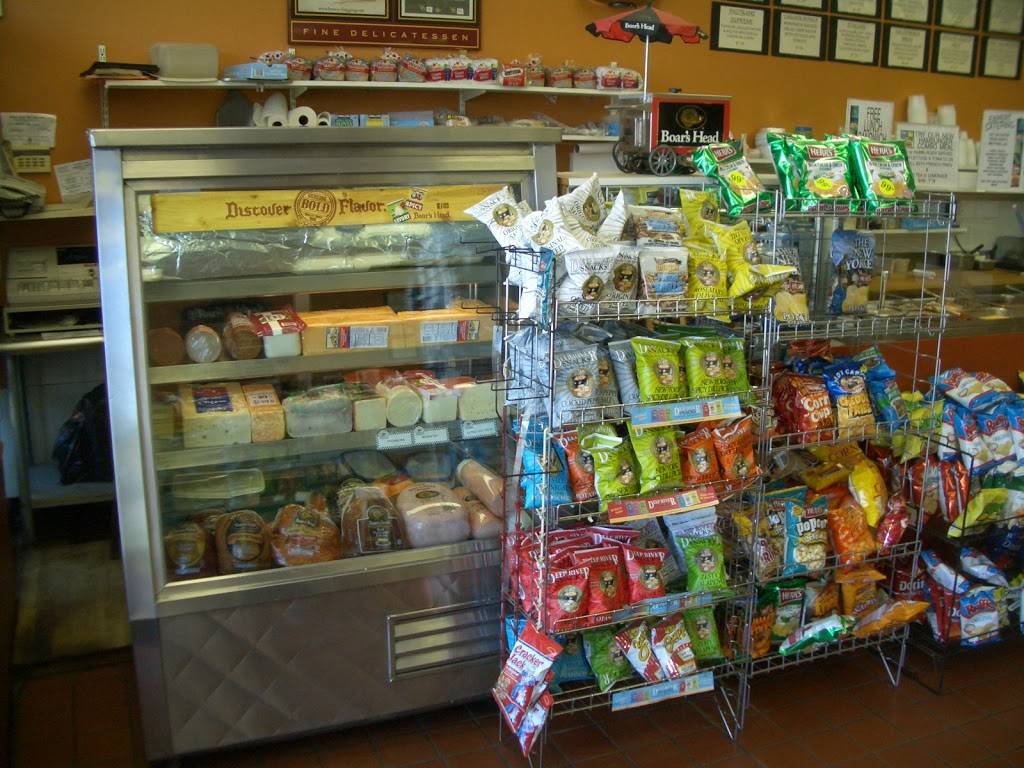 Country Park Sandwich Shoppe | meal takeaway | 1610 Old Country Rd, Westbury, NY 11590, USA | 5162280396 OR +1 516-228-0396