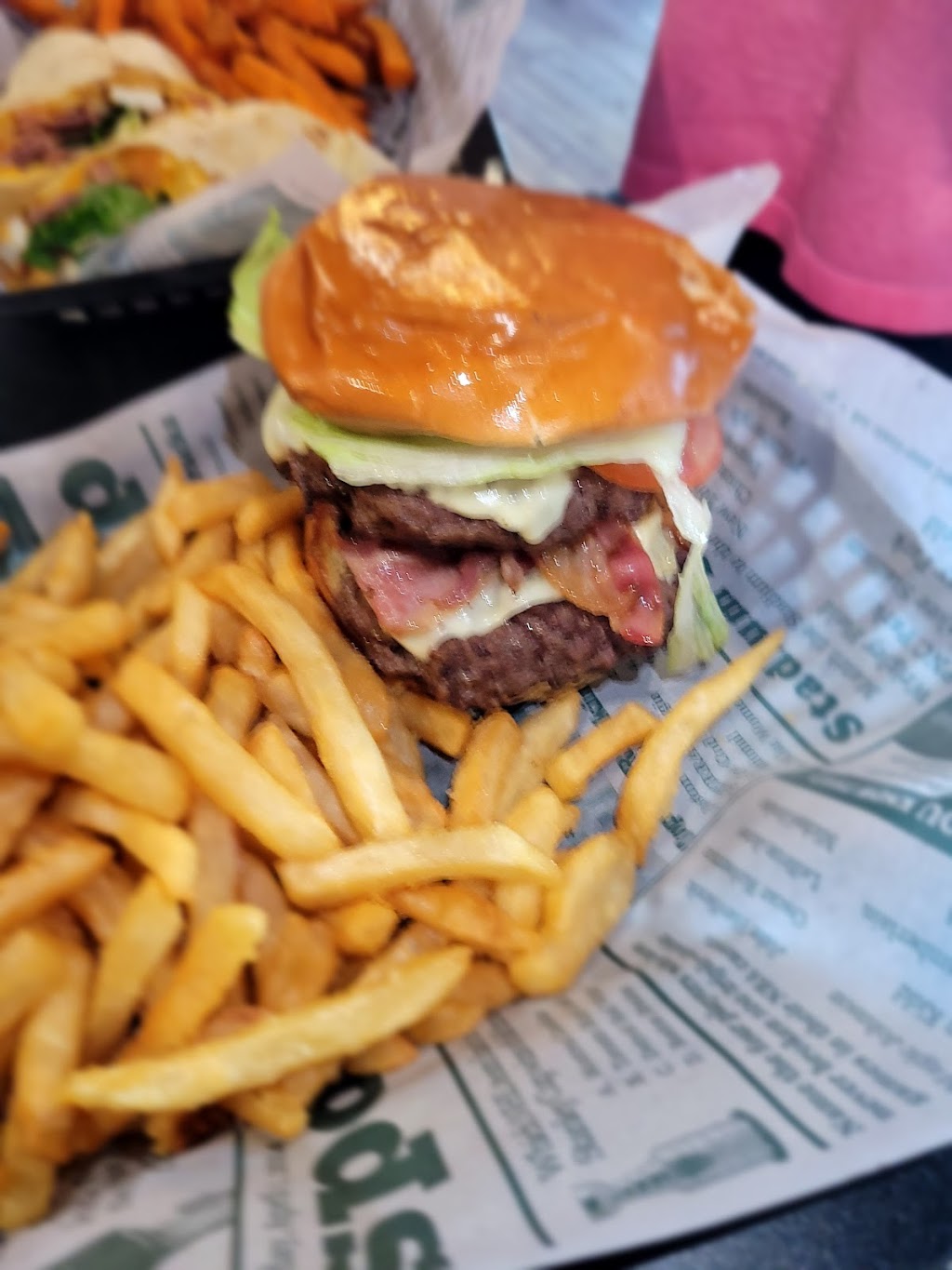 Rally Caps Sports Bar & Grill | restaurant | 203 Foxon Rd, North Branford, CT 06471, USA | 2038040317 OR +1 203-804-0317