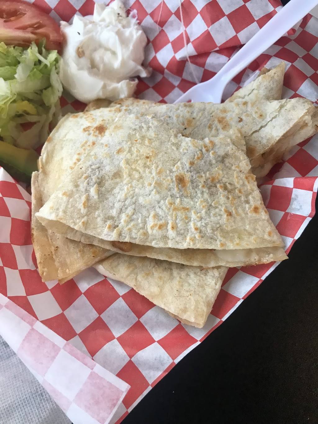 Taqueria Los Tres Hermanos | restaurant | 5555 NE Cully Blvd, Portland, OR 97218, USA | 9714076192 OR +1 971-407-6192