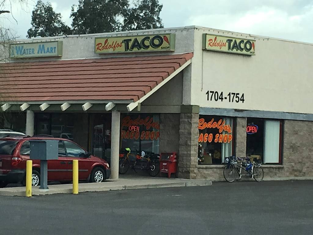 Rodolfos Taco Shop | restaurant | 1708 W Ajo Way, Tucson, AZ 85713, USA | 5207411831 OR +1 520-741-1831