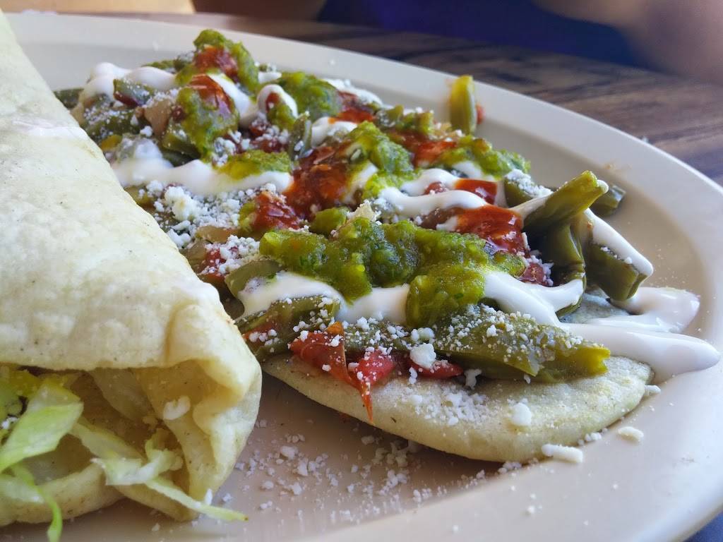 Taqueria El Charrito | restaurant | 811 N Virgil Ave, Los Angeles, CA 90029, USA | 3236610467 OR +1 323-661-0467