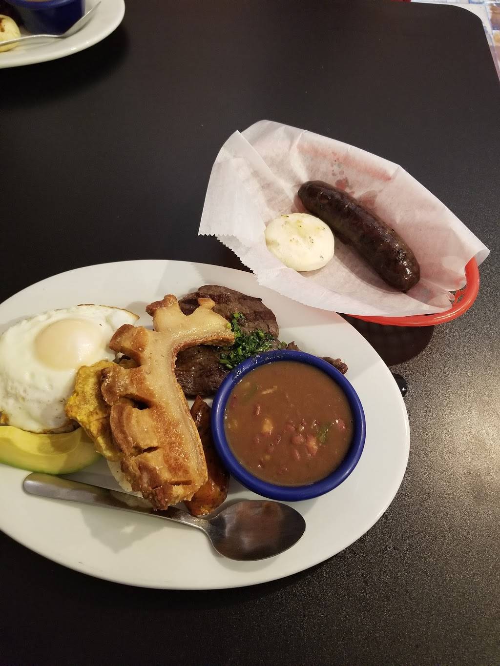 Antojo Latino | restaurant | 44 Posey St, Savannah, GA 31406, USA | 9123357352 OR +1 912-335-7352