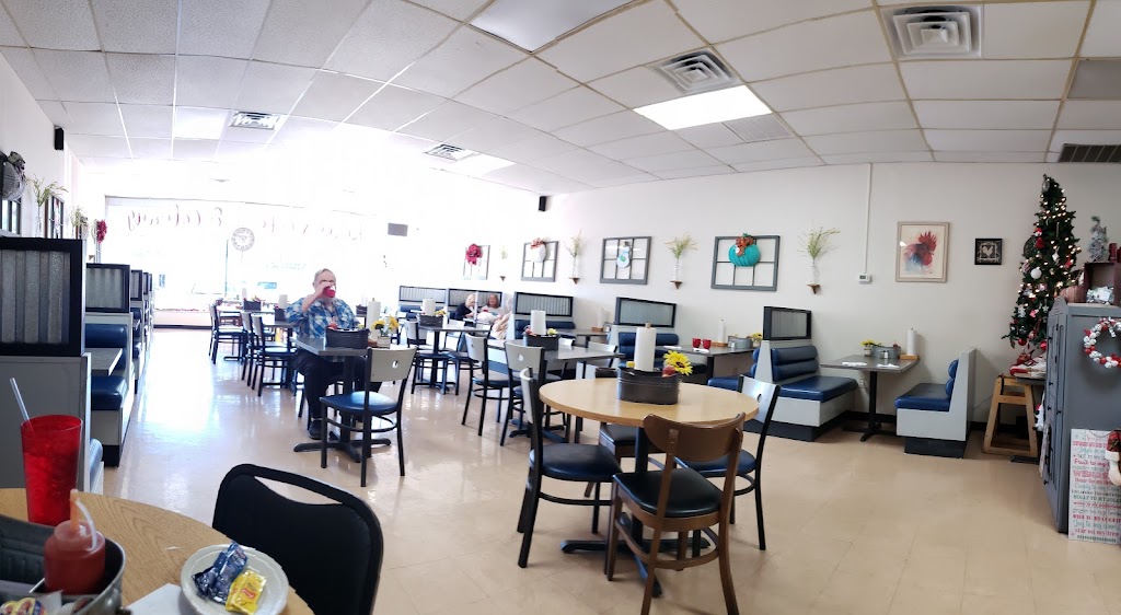 Karen’s Cafe & Catering | restaurant | 3700 N Pace Blvd, Pensacola, FL 32505, USA | 8504953884 OR +1 850-495-3884