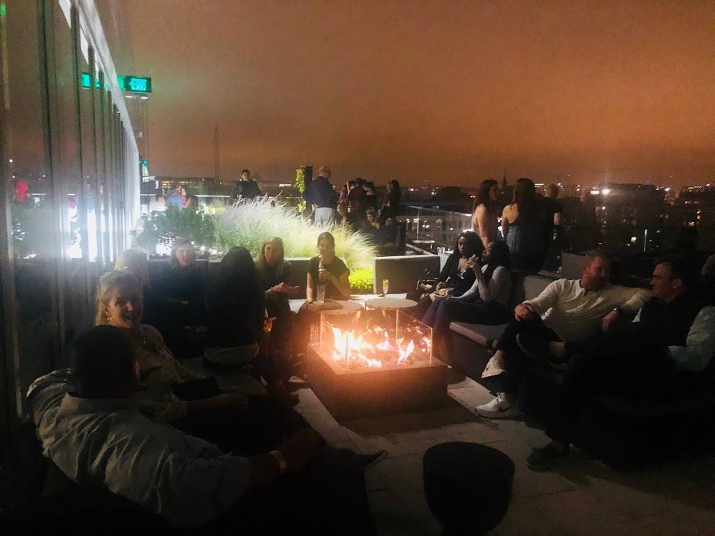 Canopy Central Cafe And Bar | restaurant | 975 7th St SW, Washington, DC 20024, USA | 2027302399 OR +1 202-730-2399