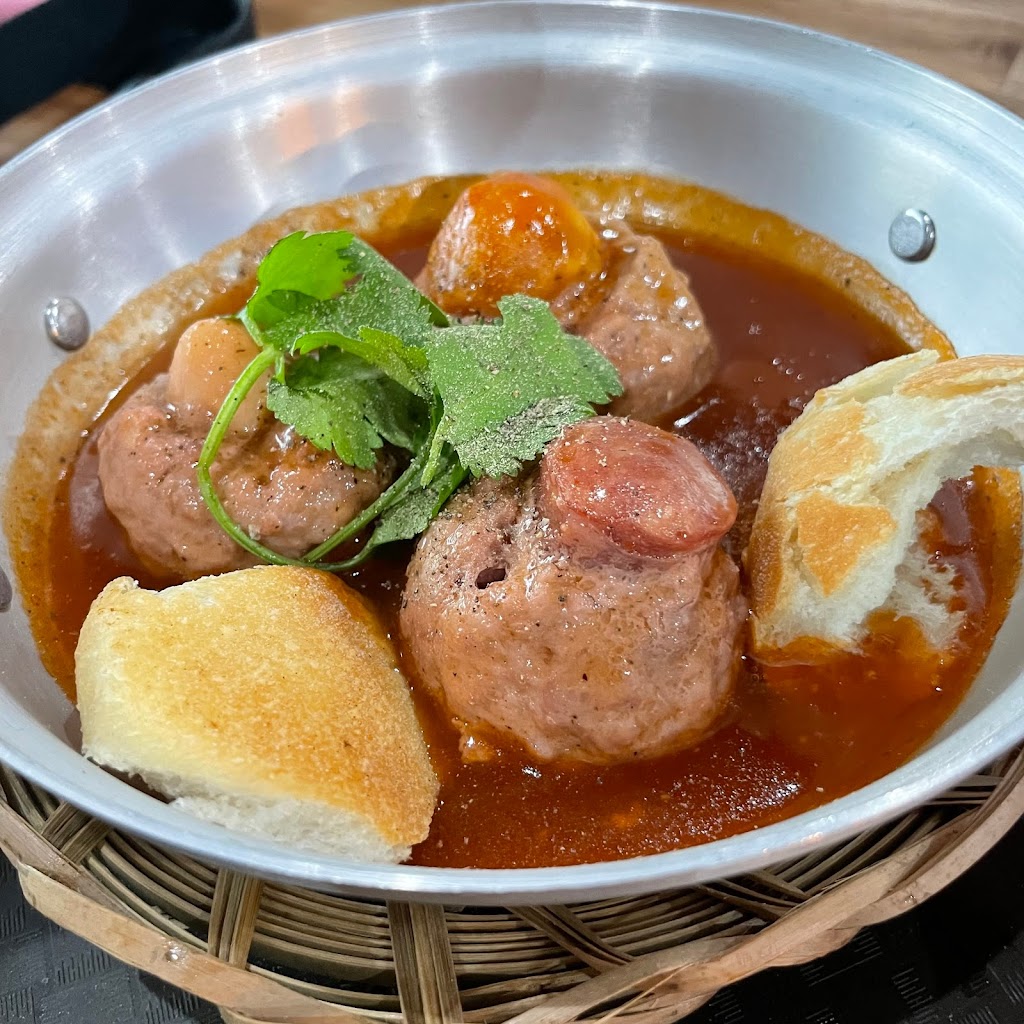 NBNB Bakery & Cafe | restaurant | 11107 Bellaire Blvd, Houston, TX 77072, USA | 8325863555 OR +1 832-586-3555