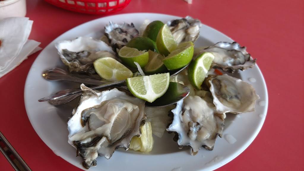 La Playa Guayabitos | restaurant | 129 4th St, Turlock, CA 95380, USA | 2096670224 OR +1 209-667-0224