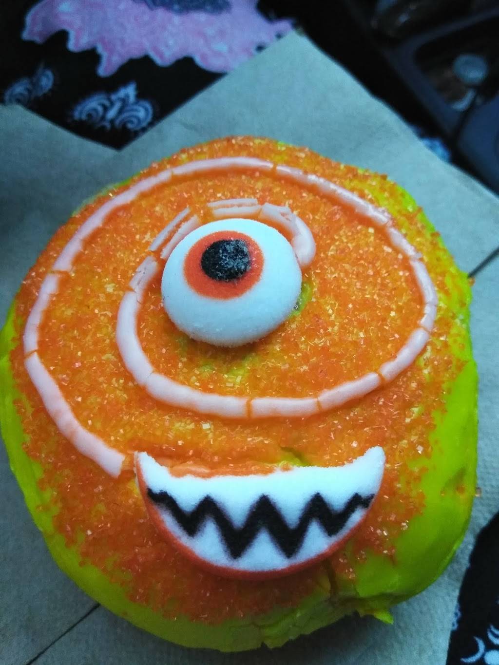 Krispy Kreme | bakery | 16851 S Dixie Hwy, Palmetto Bay, FL 33157, USA | 3052555030 OR +1 305-255-5030