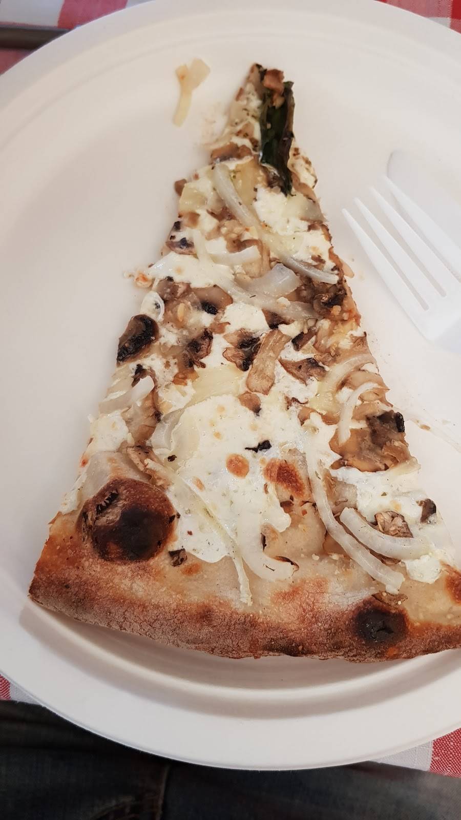 Grimaldis Pizzeria | restaurant | 1 Front St, Brooklyn, NY 11201, USA | 7188584300 OR +1 718-858-4300