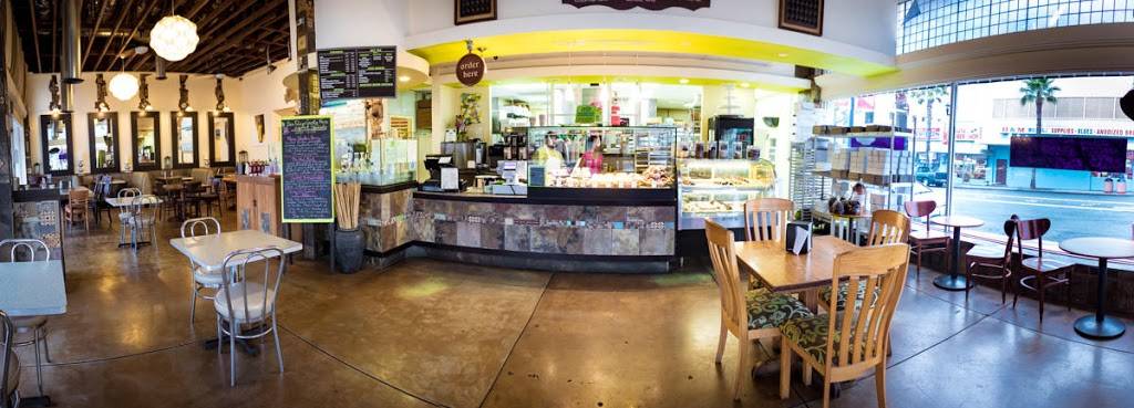 Petite Madeline Bakery | bakery | 223 N Coast Hwy, Oceanside, CA 92054, USA | 7602317300 OR +1 760-231-7300