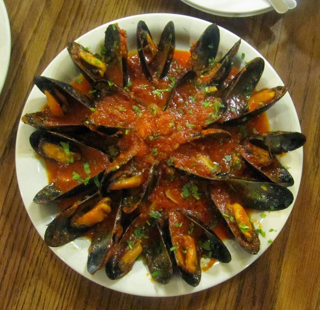 Vinnies Italian Restaurant & Pizzeria | restaurant | 886 W Bay Ave, Barnegat, NJ 08005, USA | 6096981511 OR +1 609-698-1511