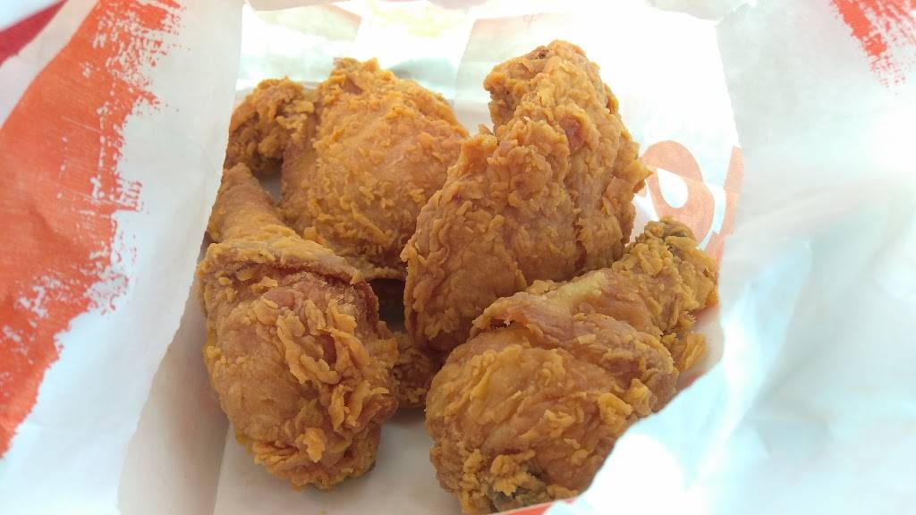 Popeyes Louisiana Kitchen | restaurant | 13745 Paramount Blvd, South Gate, CA 90280, USA | 5624086923 OR +1 562-408-6923