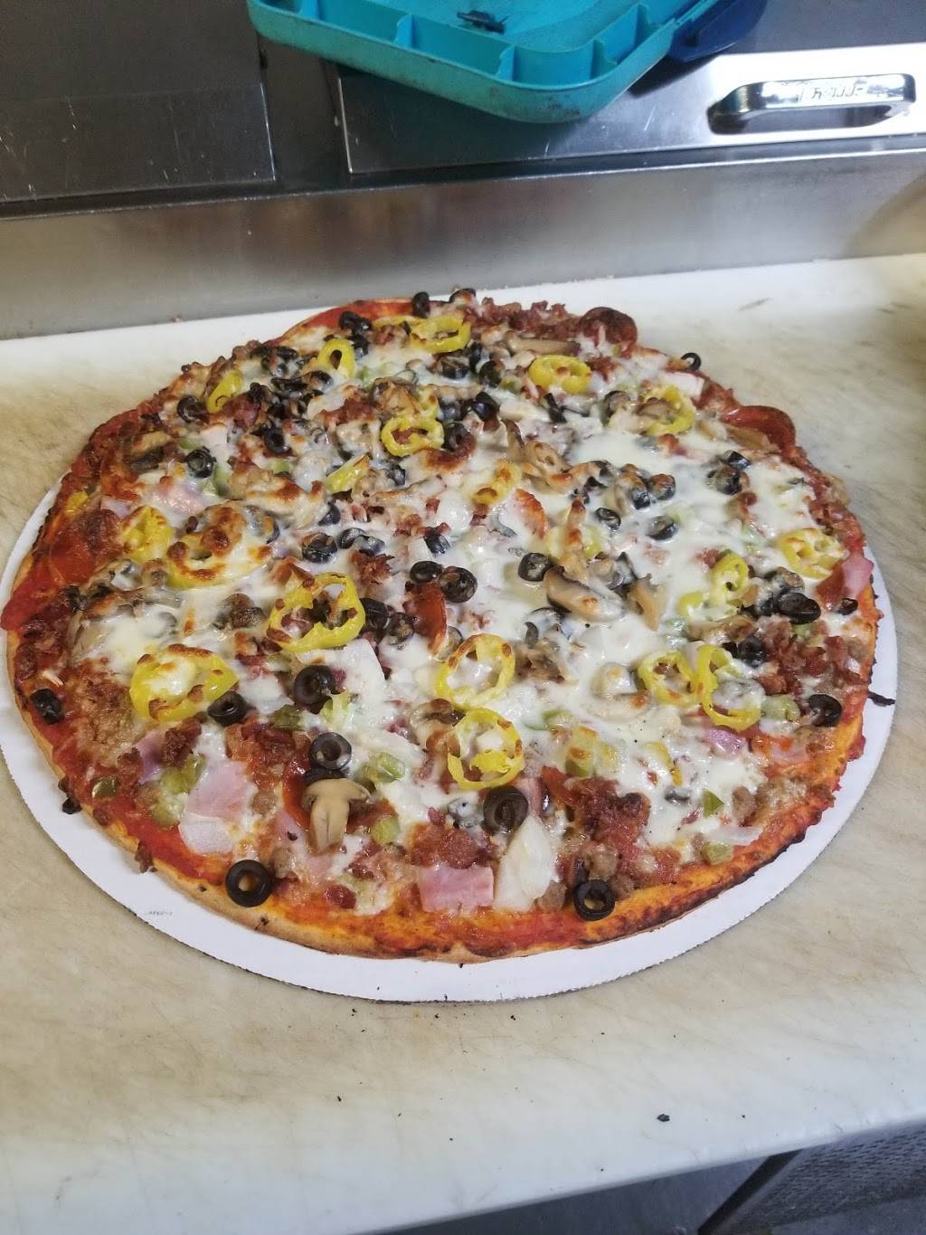 Markos Grill | restaurant | 255 N Morgan St, Morganfield, KY 42437, USA | 2703890028 OR +1 270-389-0028