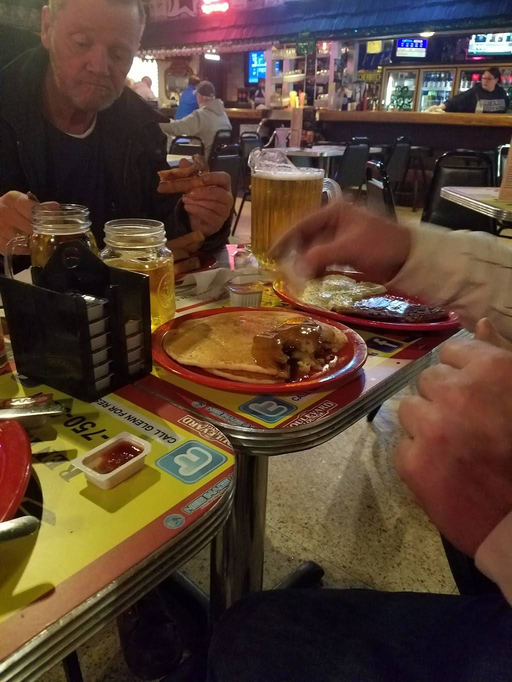 Boulevard Lounge | night club | 316 S Saginaw Rd, Midland, MI 48640, USA | 9898325387 OR +1 989-832-5387