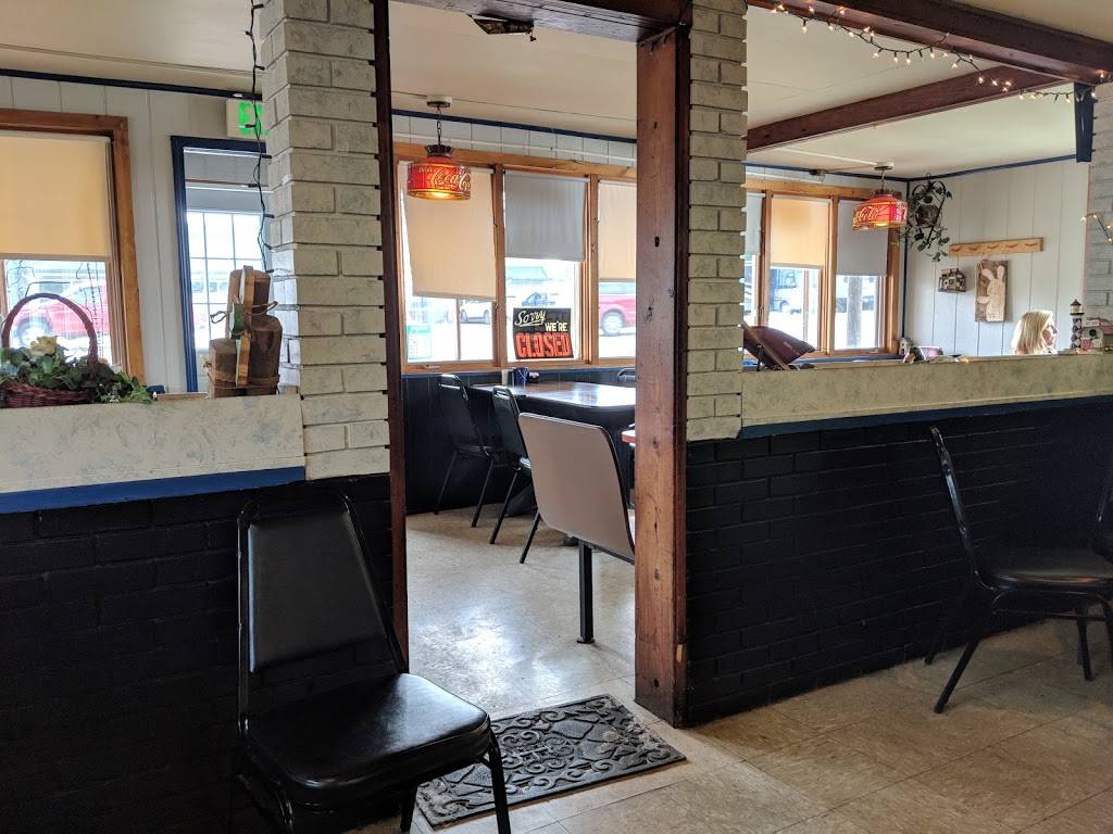 Sahrs Restaurant | restaurant | 9955 NY-16, Machias, NY 14101, USA | 7163539991 OR +1 716-353-9991