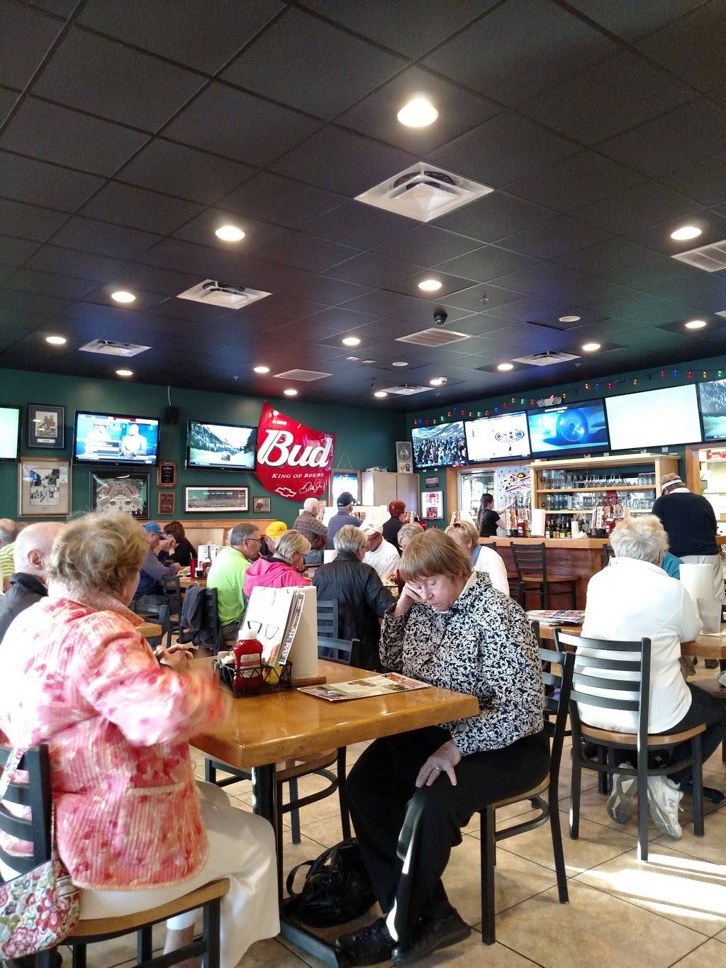 Beef O Bradys | restaurant | 353 Colony Blvd #100, The Villages, FL 32162, USA | 3527505975 OR +1 352-750-5975