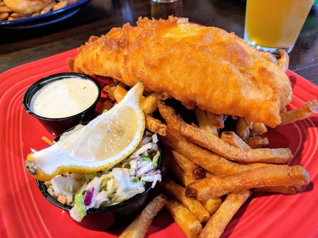 Churchills Pub & Grille | restaurant | 887 W San Marcos Blvd, San Marcos, CA 92078, USA | 7604718773 OR +1 760-471-8773