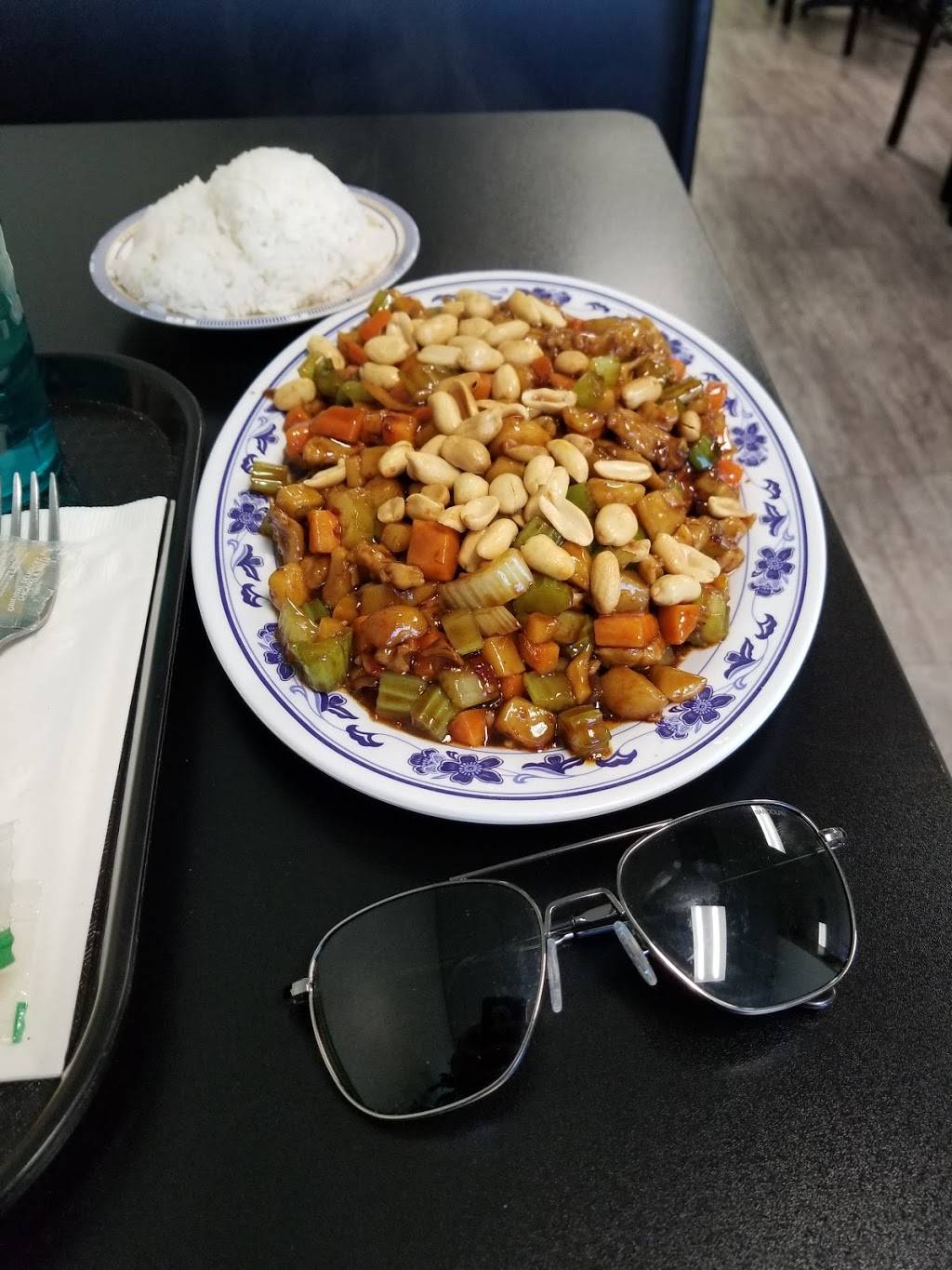 Old St Louis Chop Suey | restaurant | 4600 Chippewa St, St. Louis, MO 63116, USA | 3144812641 OR +1 314-481-2641