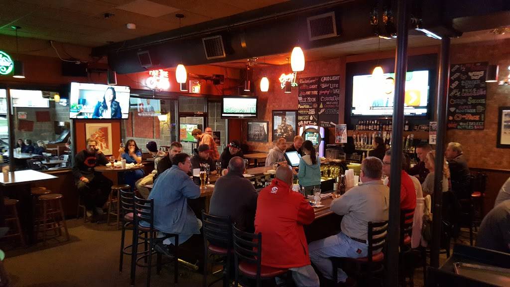 Crossroads Sports Bar & Grill | restaurant | 5790 Cheviot Rd, Cincinnati, OH 45247, USA | 5132459999 OR +1 513-245-9999