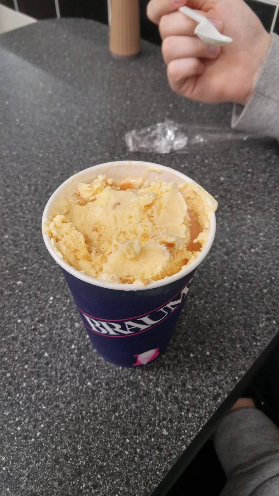 Braums Ice Cream & Burger Restaurant | restaurant | 2410 S Rangeline Rd, Joplin, MO 64801, USA | 4176240888 OR +1 417-624-0888