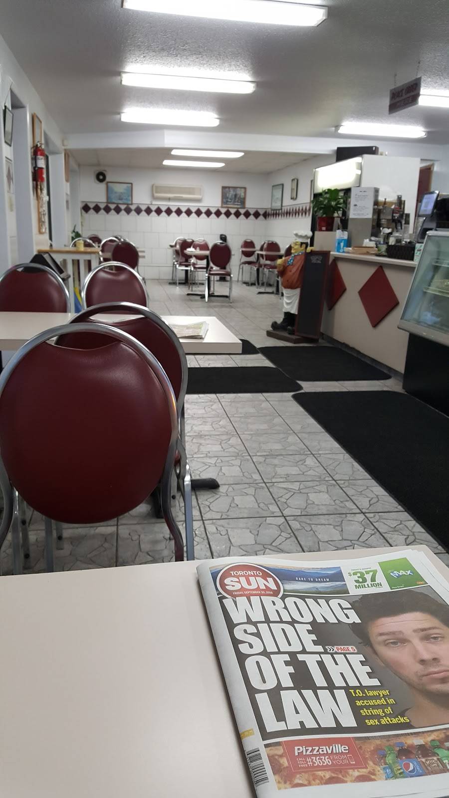 Country Court Café | restaurant | 490 Arvin Ave, Stoney Creek, ON L8E 2M9, Canada | 9056644493 OR +1 905-664-4493