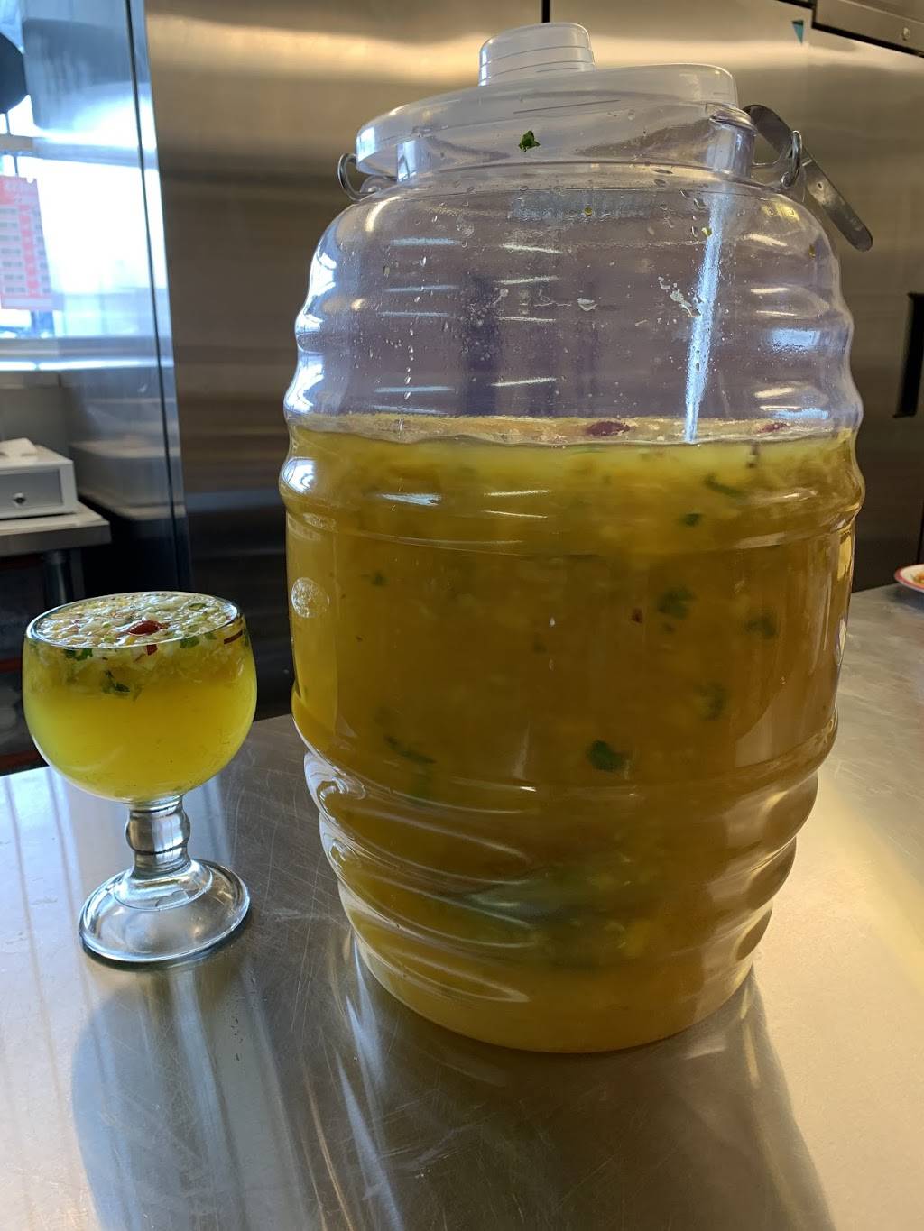 Acajutla pupuseria LLC | restaurant | 8011 1/2, Bendell Dr, Houston, TX 77017, USA | 7135405321 OR +1 713-540-5321