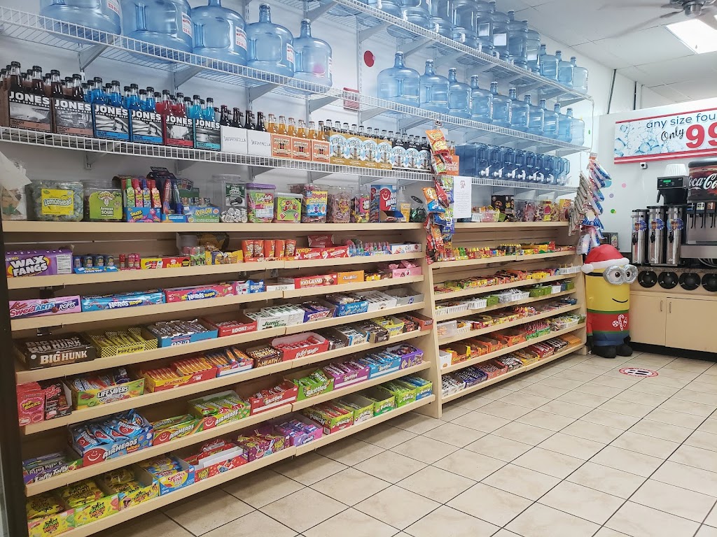 Megan And Eriks Water and Ice and Ice Cream | meal takeaway | 3269 Maricopa Ave #109, Lake Havasu City, AZ 86406, USA | 9288558663 OR +1 928-855-8663