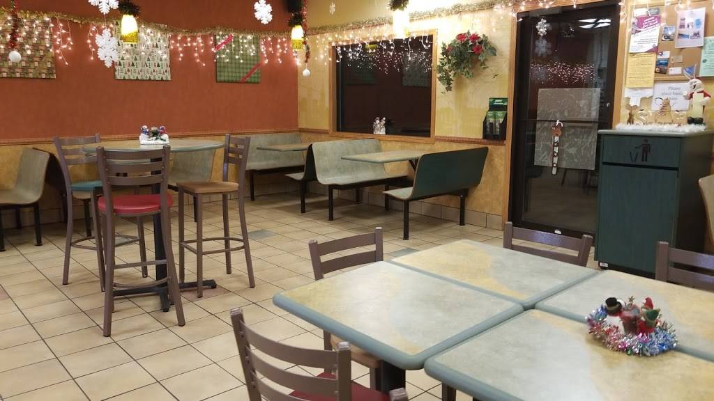 Subway | restaurant | 1022 W 1st St, Sumner, IA 50674, USA | 5635788080 OR +1 563-578-8080