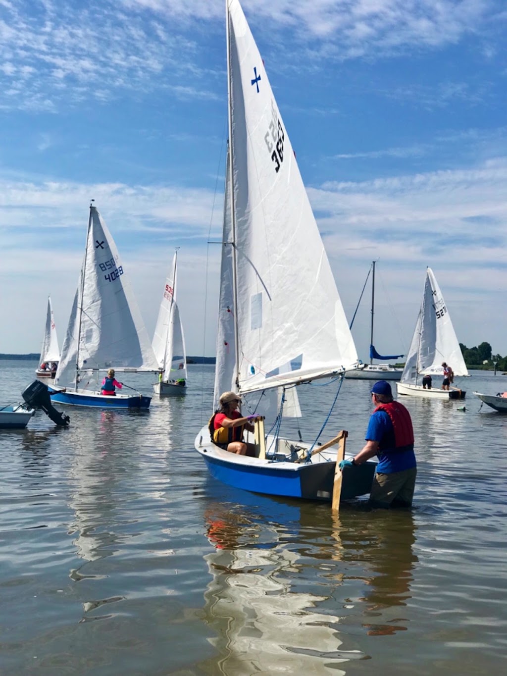 Rock Hall Yacht Club | restaurant | 22759 McKinleyville Rd, Rock Hall, MD 21661, USA | 4106392182 OR +1 410-639-2182