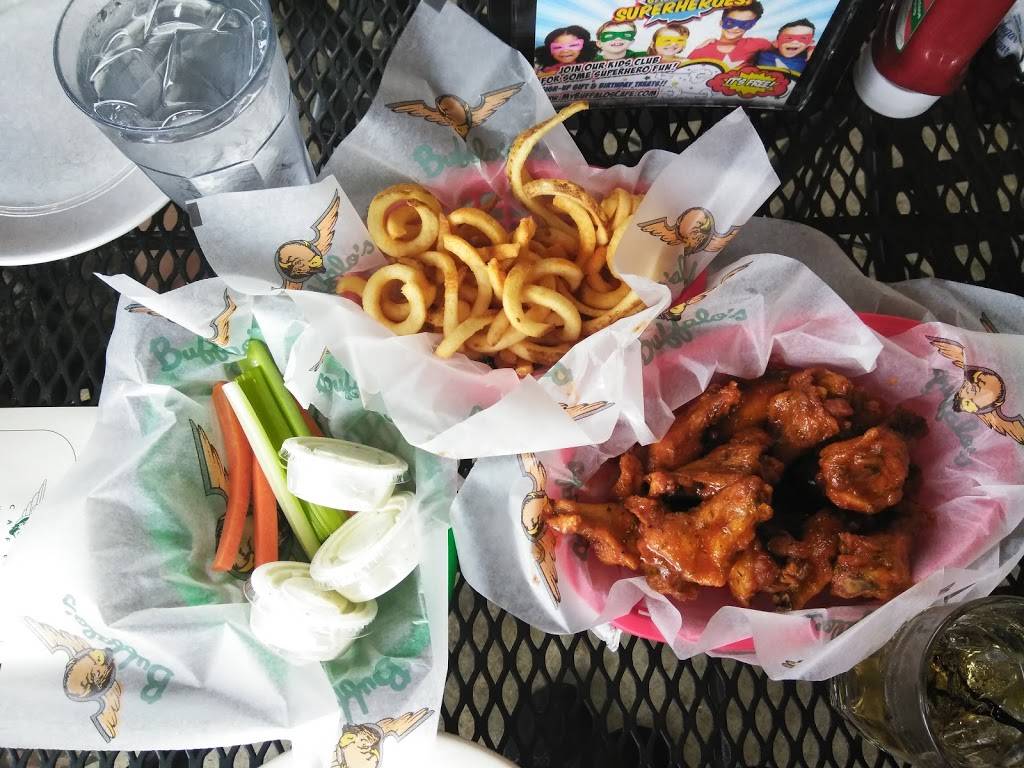 Buffalos | restaurant | 1625 Ball Ground Hwy, Canton, GA 30114, USA | 7707209464 OR +1 770-720-9464