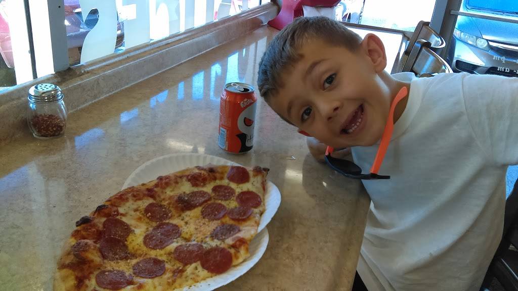 Zekos Pizzeria | restaurant | 2001 Gulf to Bay Blvd # A, Clearwater, FL 33765, USA | 7274422222 OR +1 727-442-2222