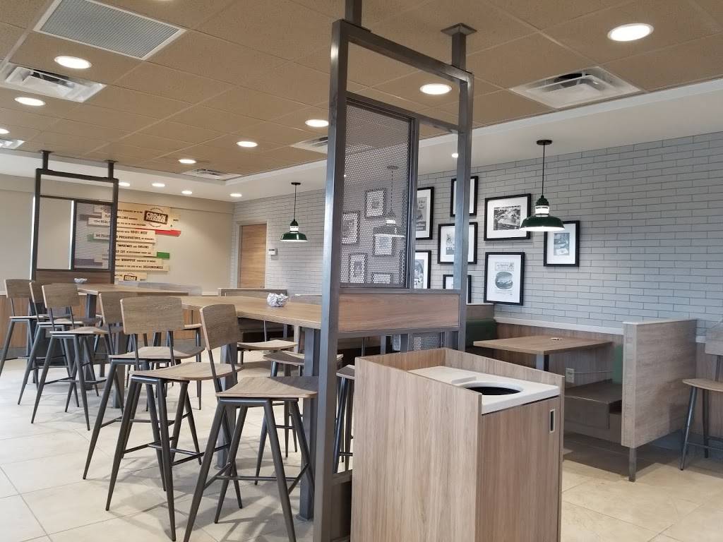 Burger King | restaurant | 11431 Midlothian Turnpike, Richmond, VA 23235, USA | 8047946447 OR +1 804-794-6447