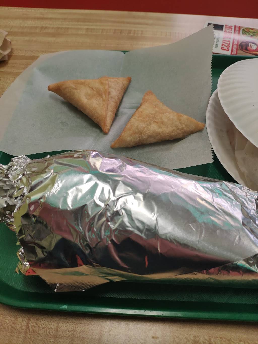 CROWN FRIED CHICKEN | restaurant | 292 St John St, Portland, ME 04102, USA | 2075361723 OR +1 207-536-1723