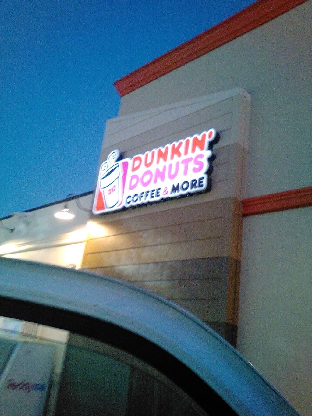 Dunkin | bakery | 5761 Bee Ridge Rd, Sarasota, FL 34233, USA | 9413796199 OR +1 941-379-6199