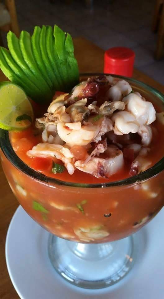 CHACHO´S Restaurante | restaurant | Plaza Primavera, Av. Reforma No.6743 Local 19, Aeropuerto, 22784 Ensenada, B.C., Mexico | 016462447957 OR +52 646 244 7957
