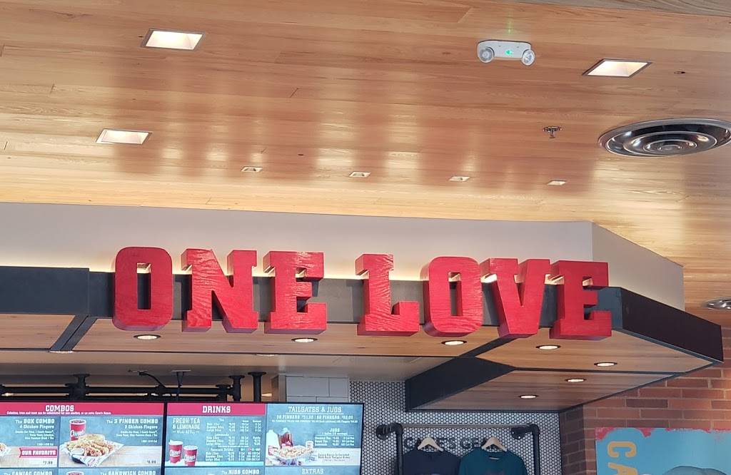 Raising Canes Chicken Fingers | meal takeaway | 21330 Center Ridge Rd, Rocky River, OH 44116, USA | 4402360271 OR +1 440-236-0271