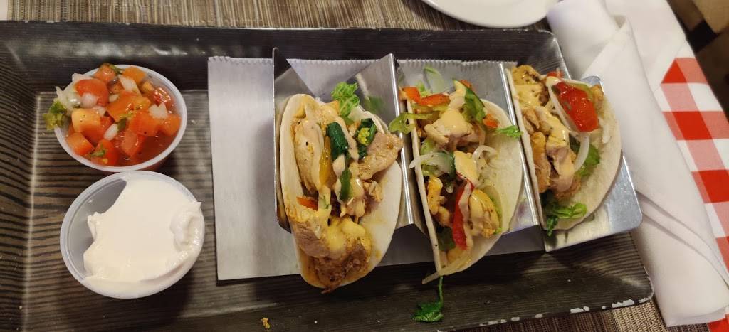 Colosseum Cafe | restaurant | 510 Ocean Dr, Miami Beach, FL 33139, USA | 3057638344 OR +1 305-763-8344