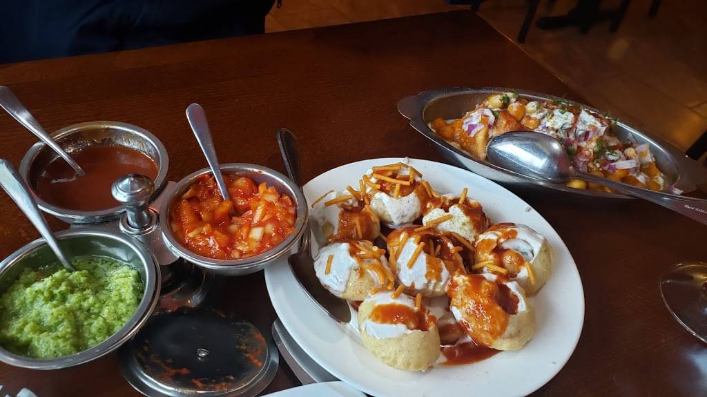 Tikki Masala | restaurant | 3706 Washington St, Jamaica Plain, MA 02130, USA | 6179422966 OR +1 617-942-2966