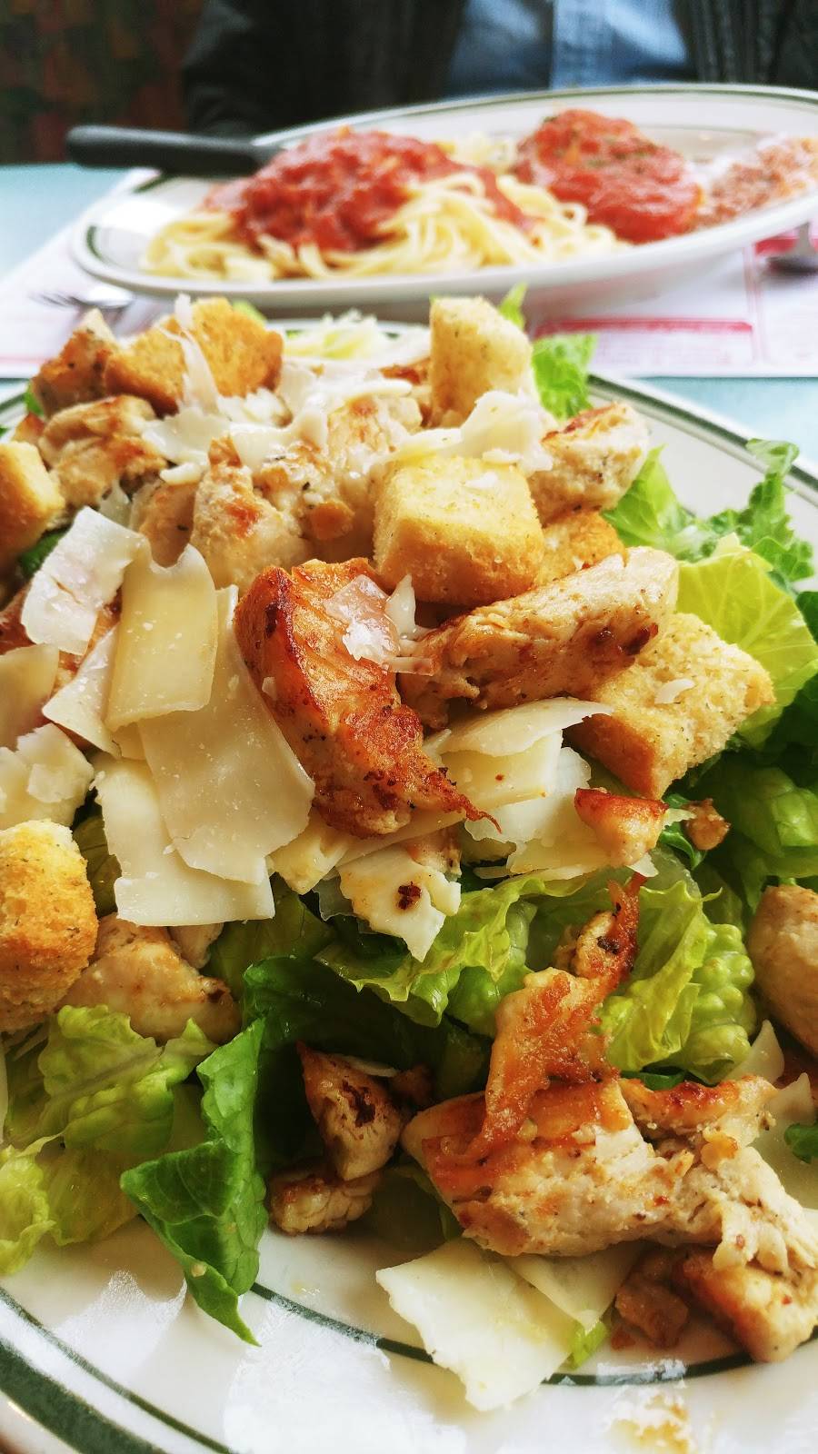 Hammersmith Family Restaurant | restaurant | 330 Central St, Saugus, MA 01906, USA | 7812338089 OR +1 781-233-8089