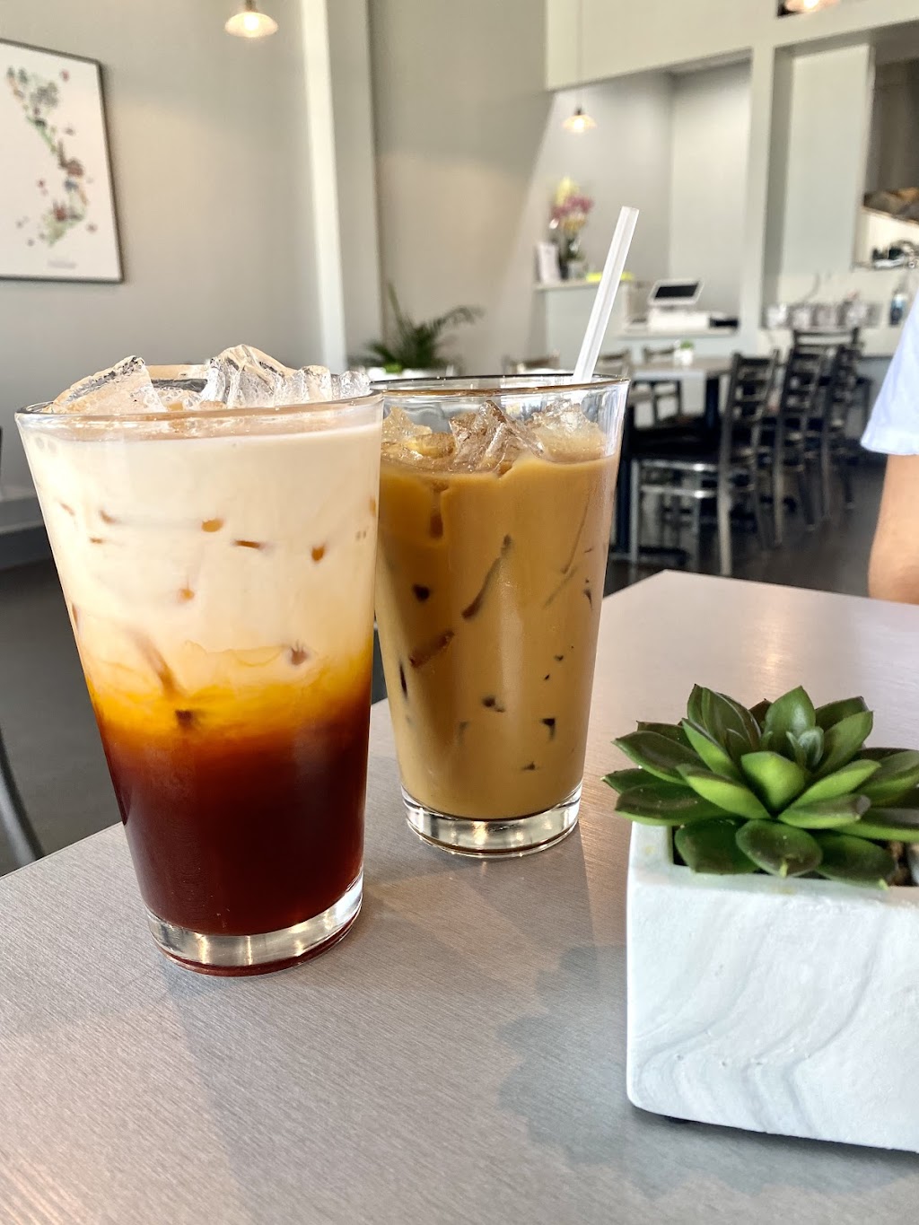 Viet Heritage Cuisine | restaurant | 114 Countryside Plaza, Countryside, IL 60525, USA | 7086394034 OR +1 708-639-4034