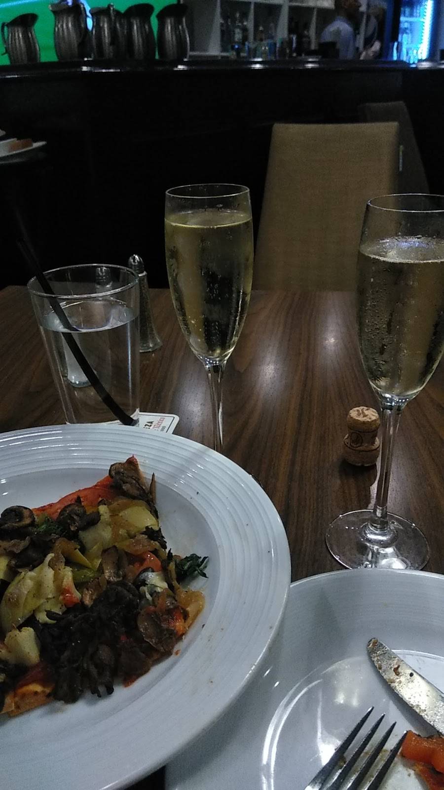 Old Hickory Grill | restaurant | 777 McGavock Pk, Nashville, TN 37214, USA | 6158852200 OR +1 615-885-2200