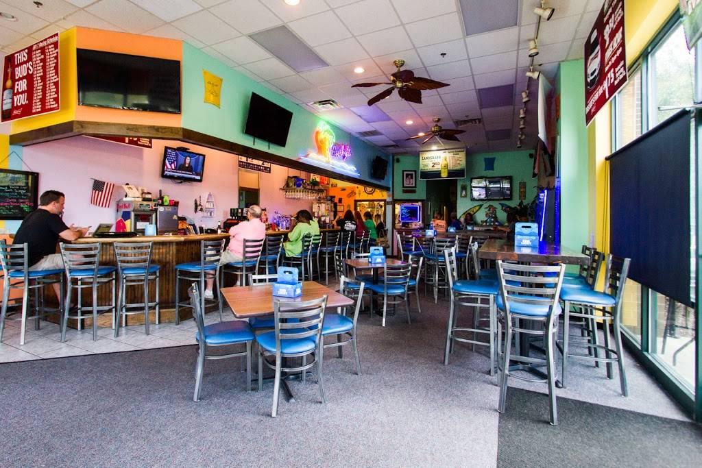 Buskys Chill & Grill | restaurant | 237 Hanbury Rd E # 32, Chesapeake, VA 23322, USA | 7574823864 OR +1 757-482-3864