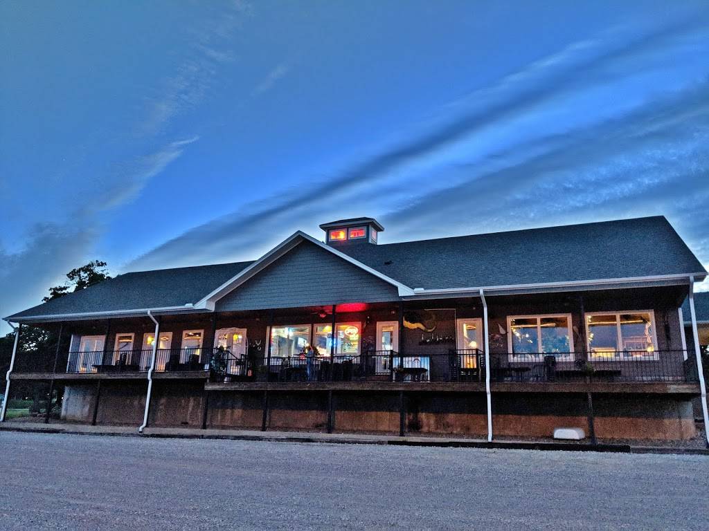 Pelicans Landing Restaurant | restaurant | 500 Harbour View Rd, Gordonville, TX 76245, USA | 9035234500 OR +1 903-523-4500