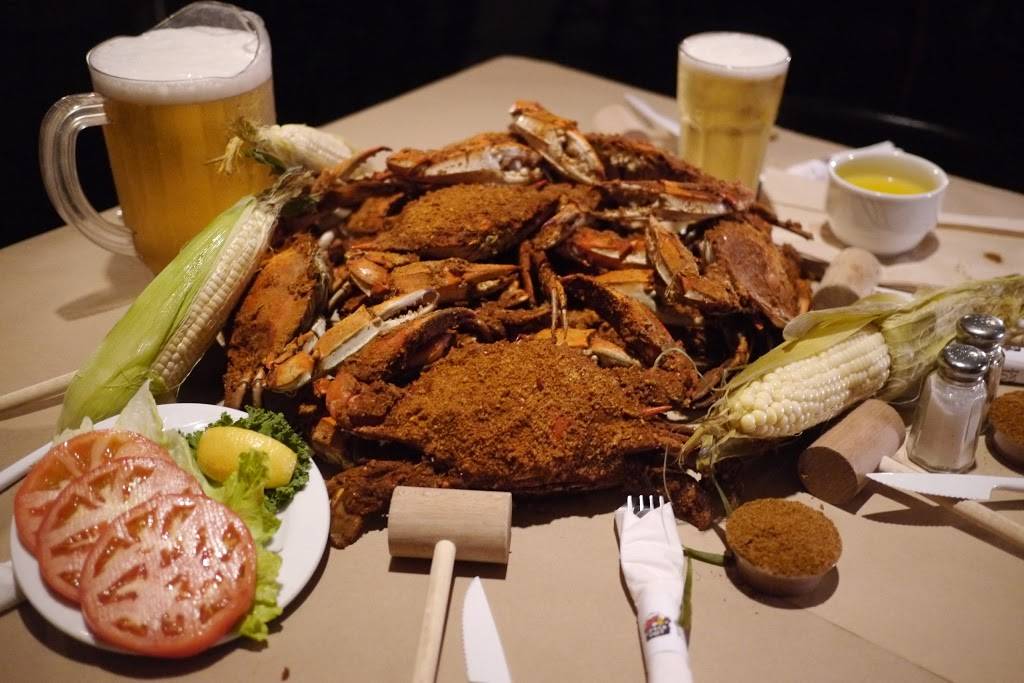 The Crackpot Seafood Restaurant | restaurant | 8102 Loch Raven Blvd, Baltimore, MD 21286, USA | 6673083035 OR +1 667-308-3035