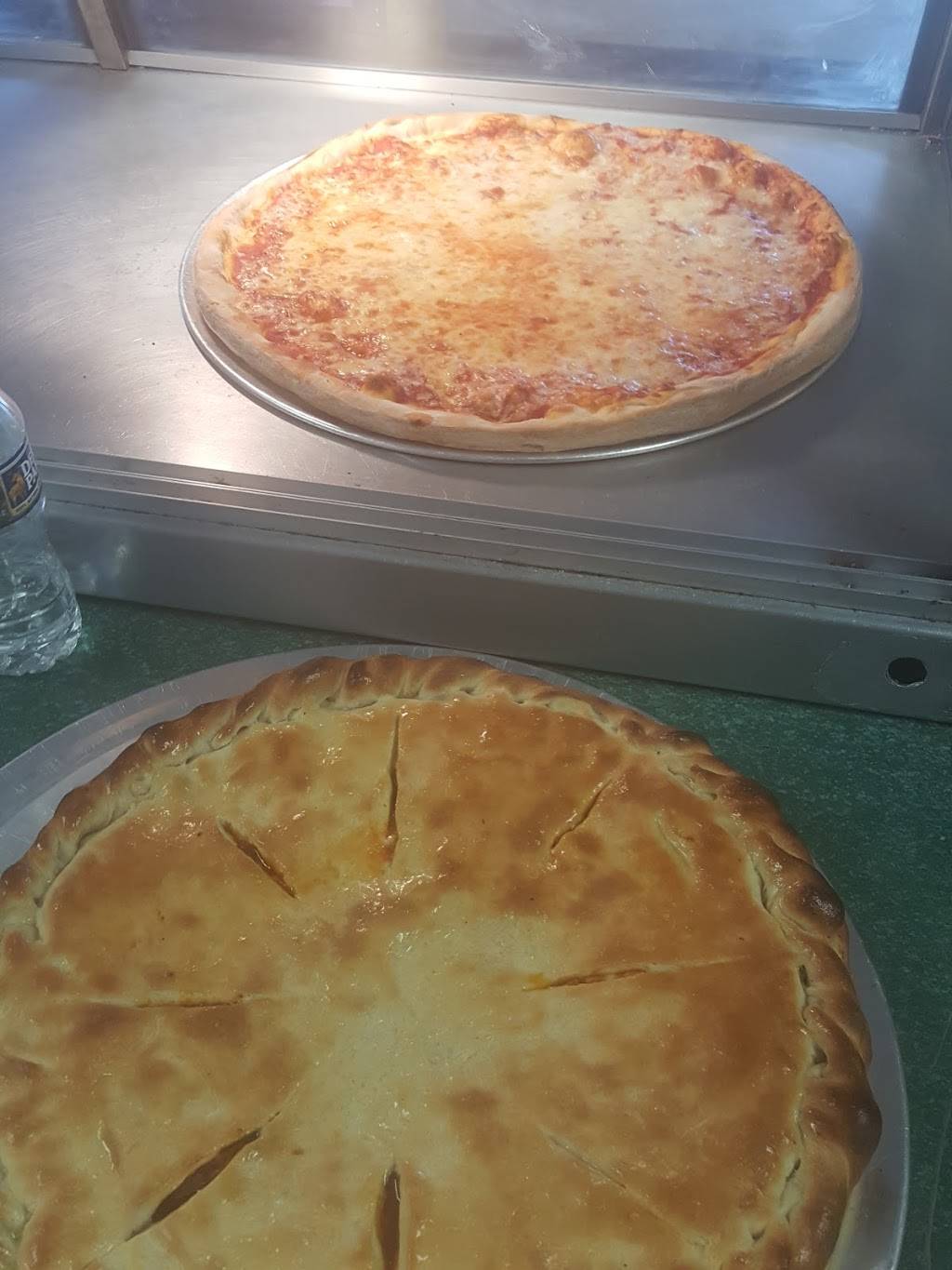 Italianos | restaurant | 800 W 4th St, Wilmington, DE 19805, USA | 3027777411 OR +1 302-777-7411