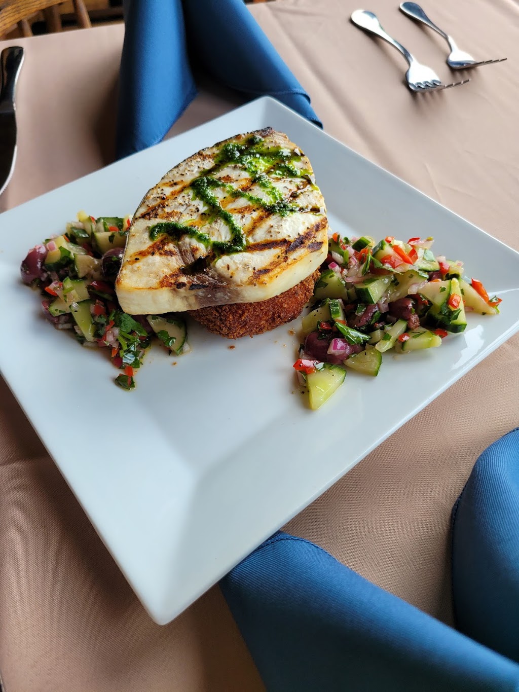 The Waters Edge Restaurant | restaurant | 432 Grange Rd, Mt Pocono, PA 18344, USA | 5708391680 OR +1 570-839-1680